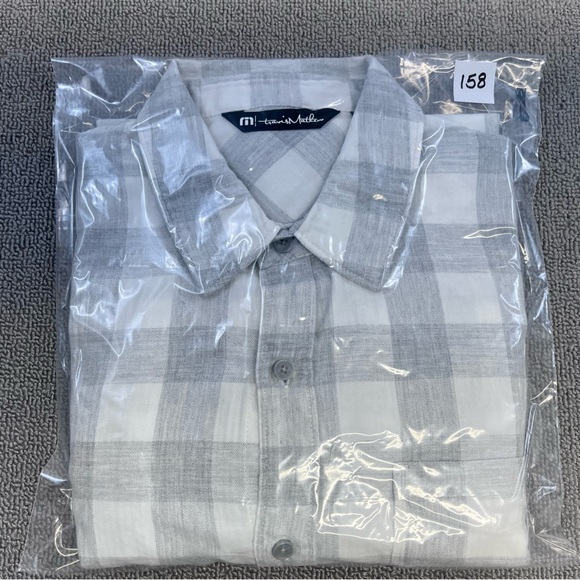 Travis Mathew Shirt Adult Medium Gray White Button Up Plaid Flannel Preppy Men - Picture 15 of 15